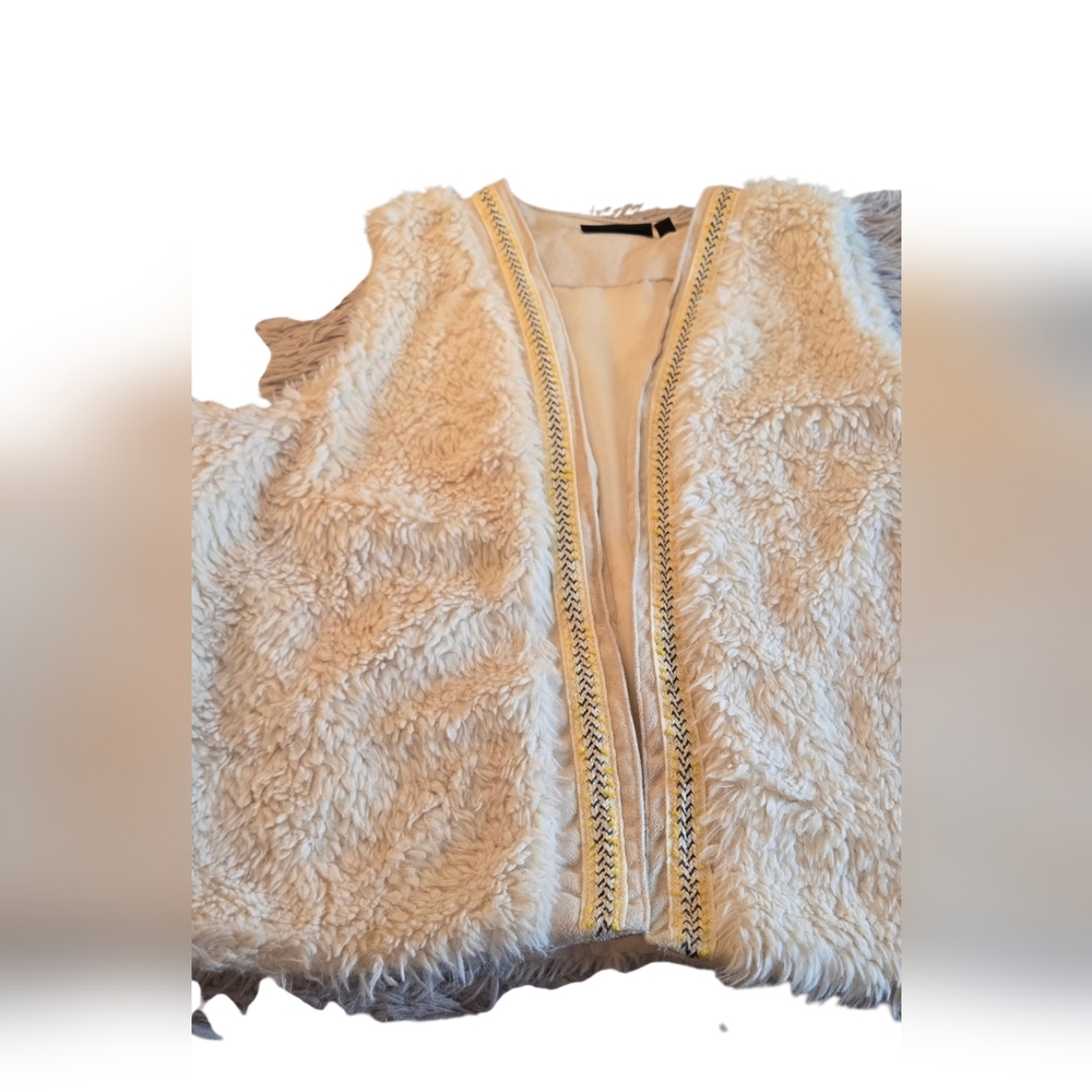 Baku Cream Color Faux Fur Boho Fuzzy Vest Size Large